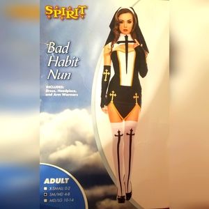 Sexy Nun Hallowen Costume Women's Size Small-Medium (4-8)